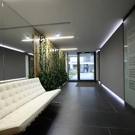 Union Apartment *